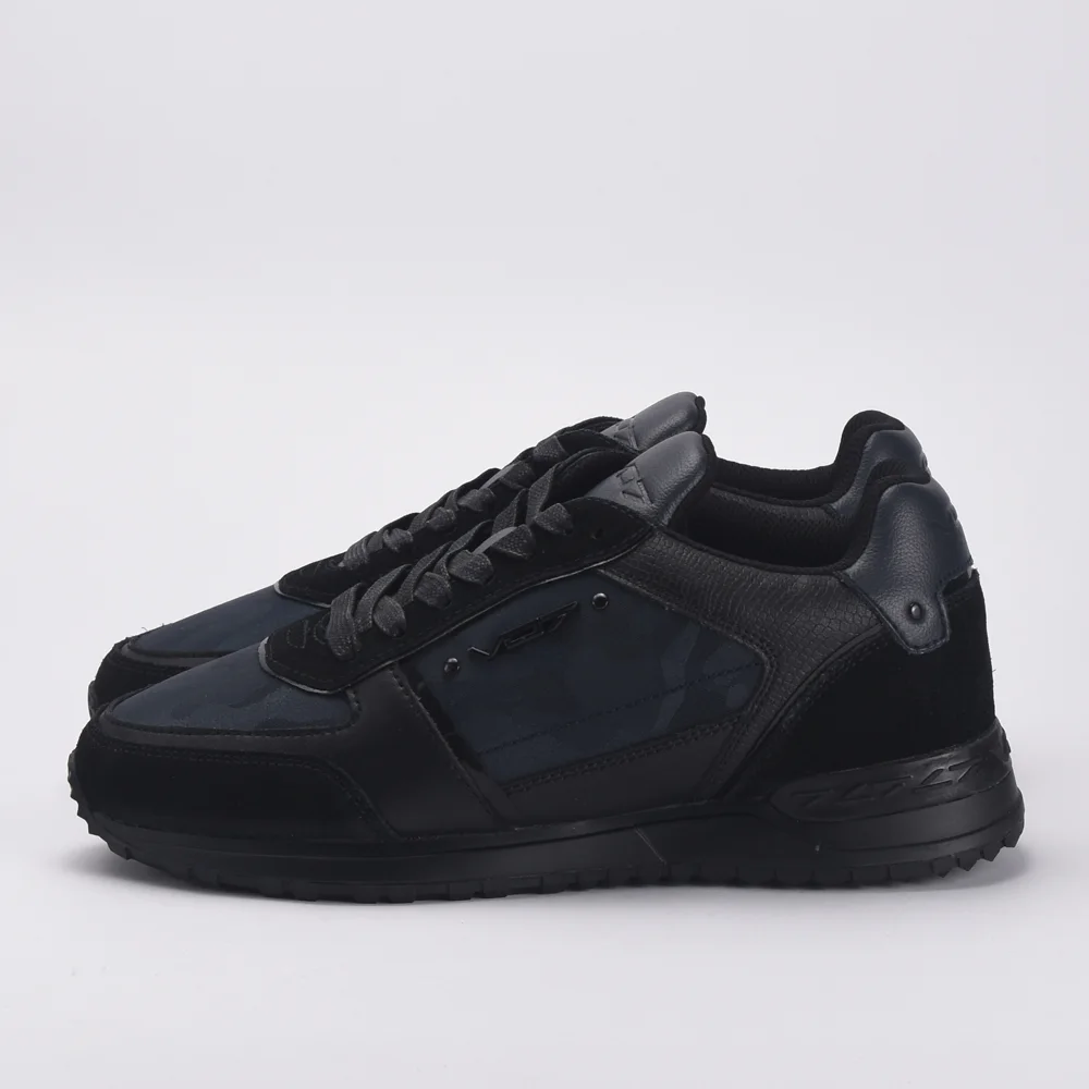 VO7 FOOTWEAR