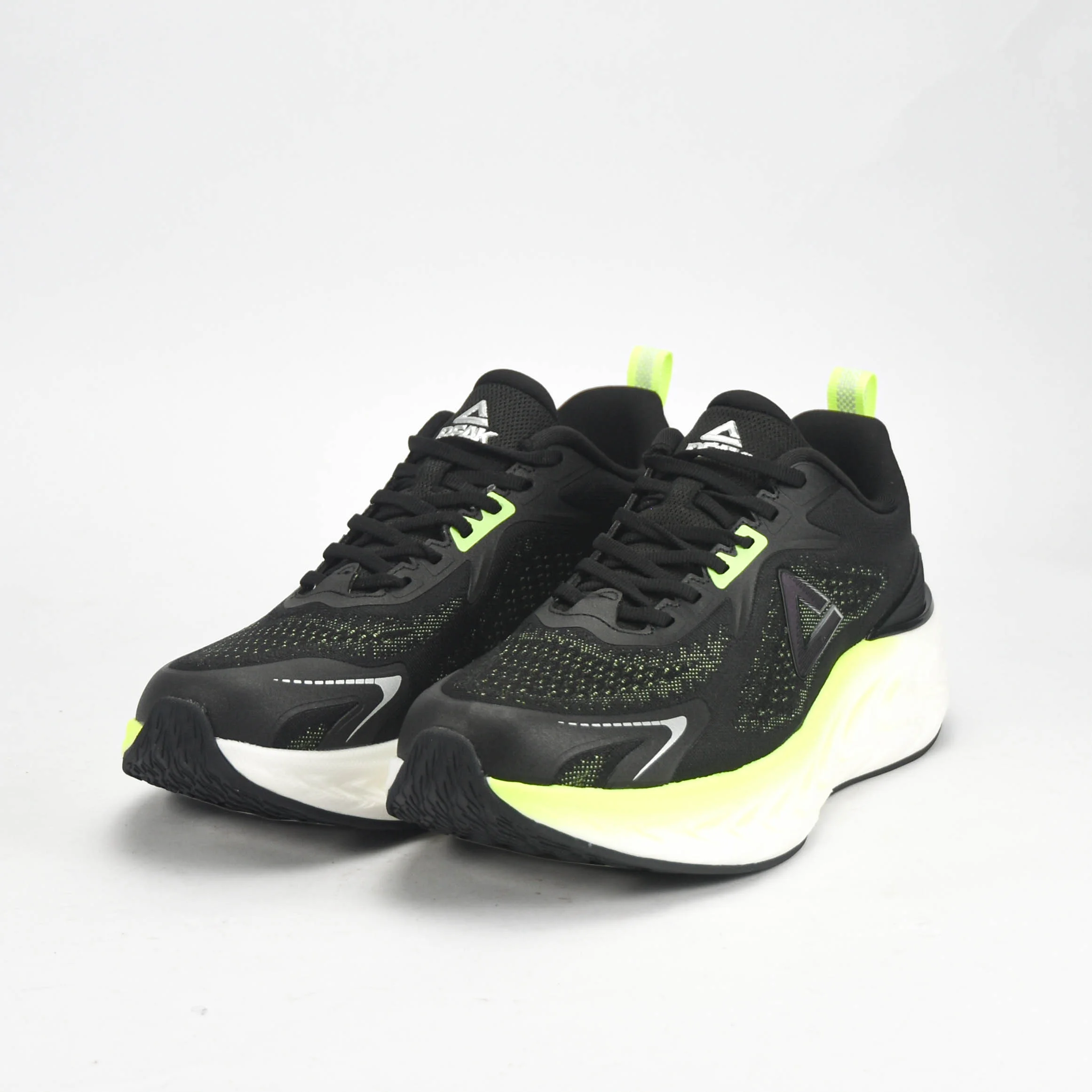 PEAK SHOES