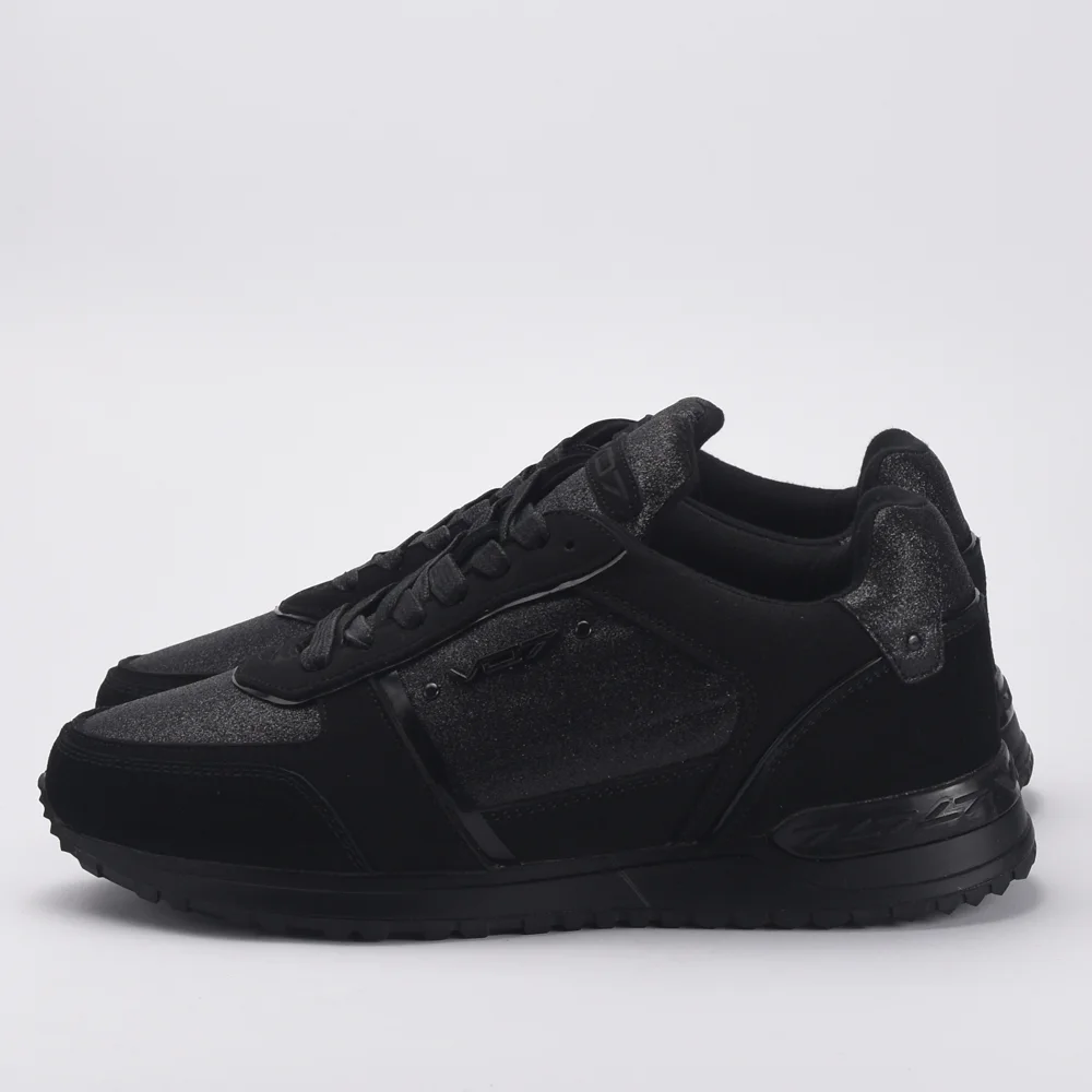 VO7 FOOTWEAR