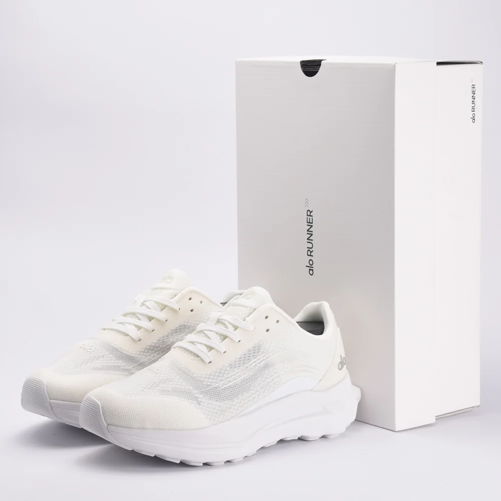 ALO RUNNER SNEAKER