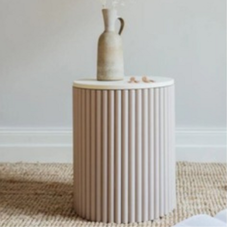 الاثاث المنزلي