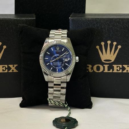 رولكس Datejust بميناء أزرق – الفخامة والدقة في ساعة واحدة