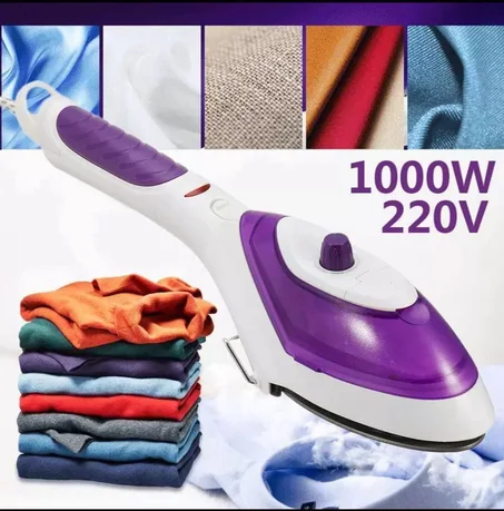 مكواه الملابس بالبخار