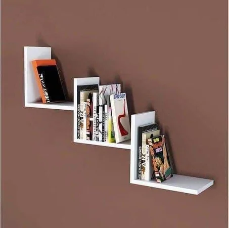 رف الديكور المدرج