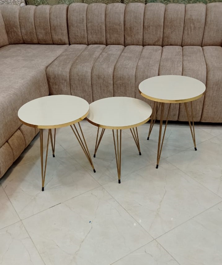 trio table basses