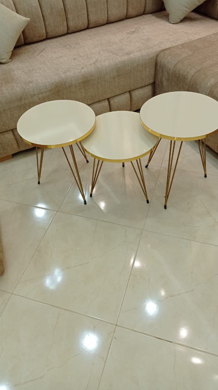 trio table basses