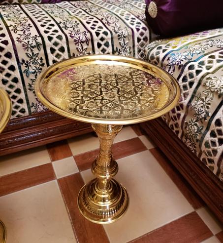 صندرية الفخامة من النحاس الحر والنقش المغربي الأصيل