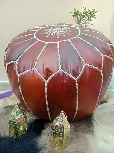 بوفة مغربية تقليدية من الجلد الطبيعي