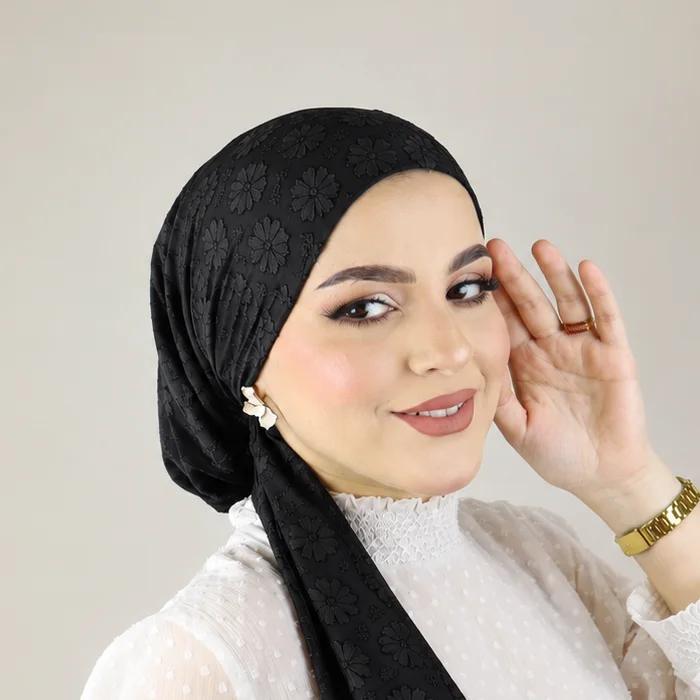 Turban Féminité Multiway en Tulle Brodé