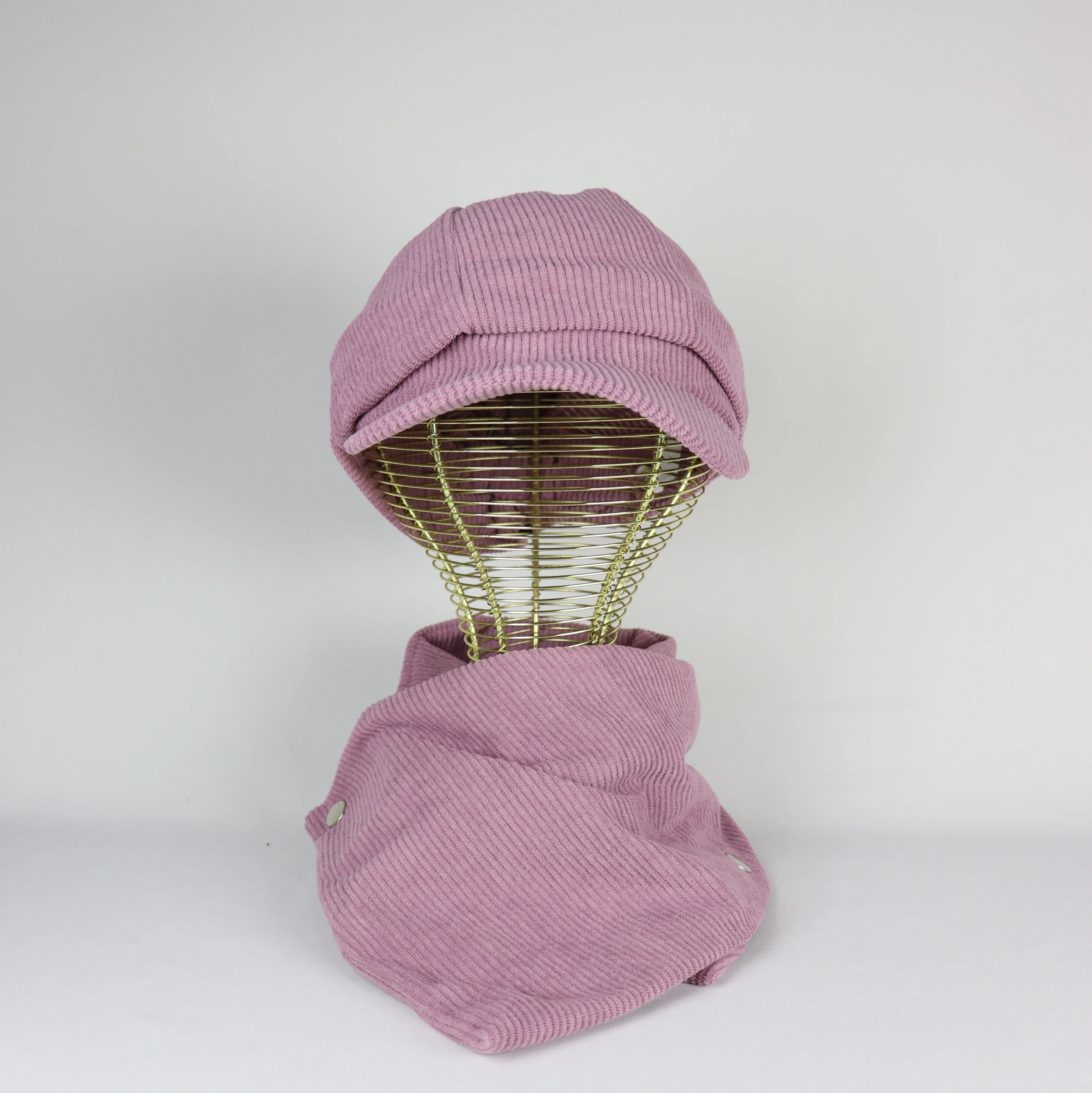 Casquette Béret Hijab en Velours Côtelé Coton – Ajustable