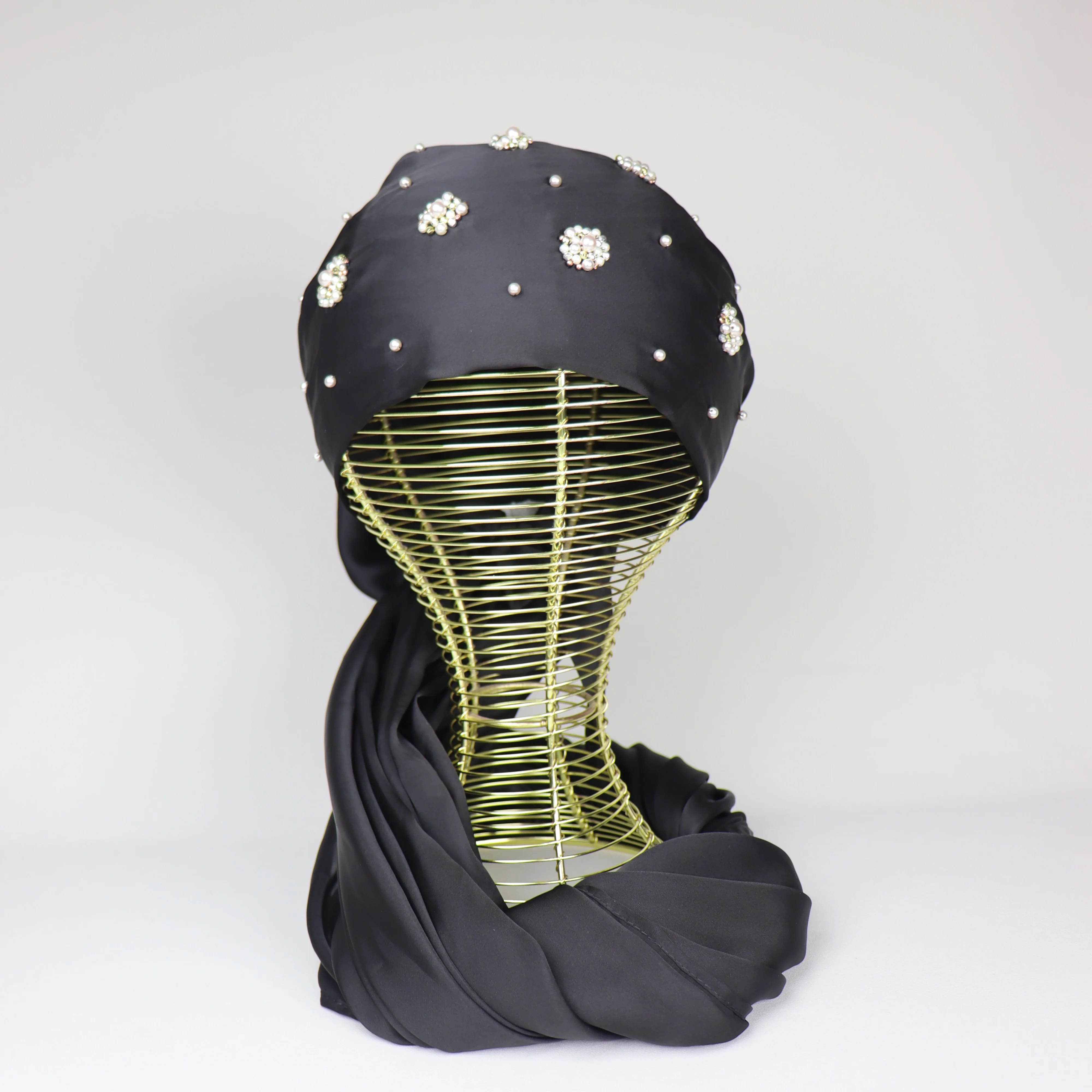 Turban Châle Soirée Satin Demi Soie Perlé