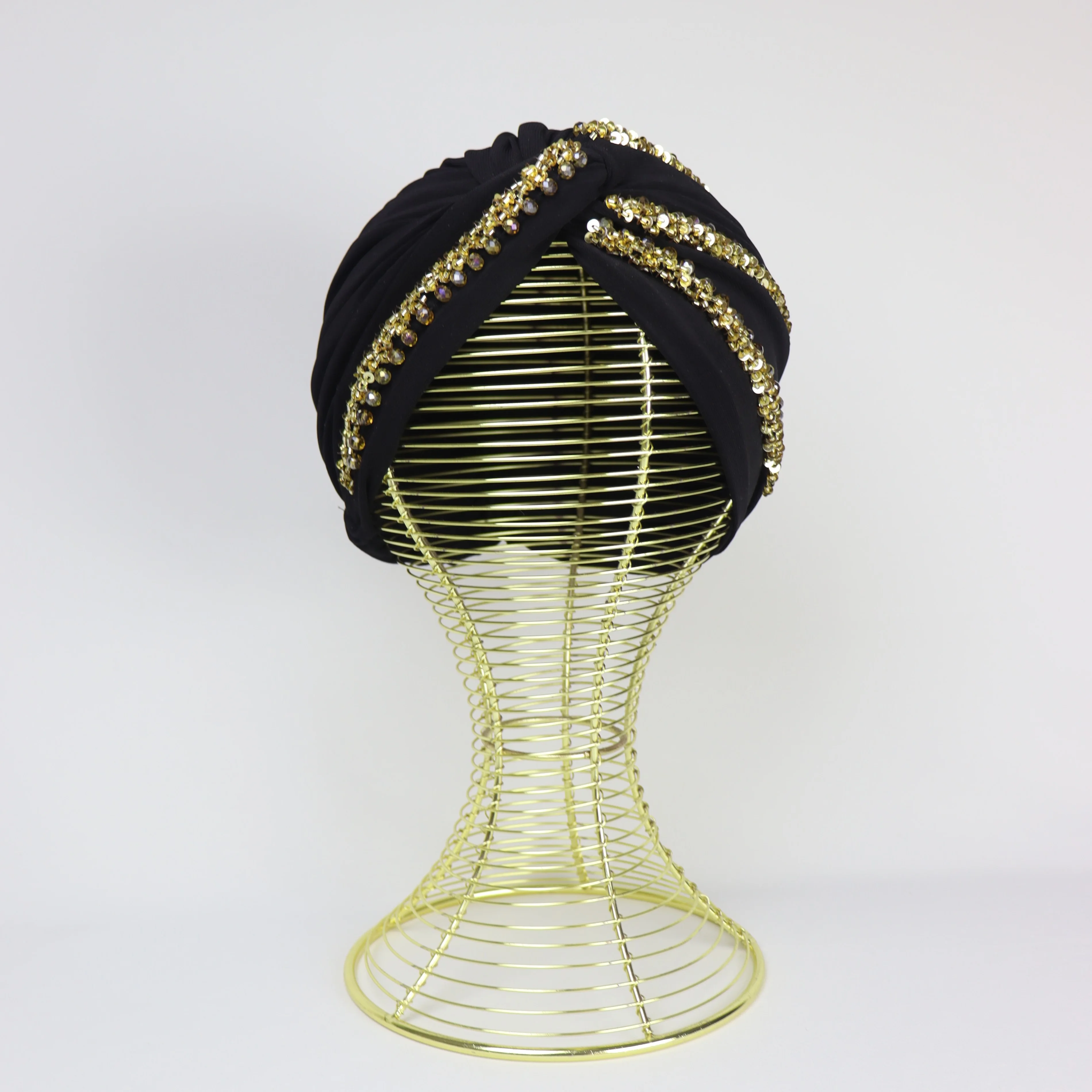 Turban de Soirée Perlé – Luxe & Élégance