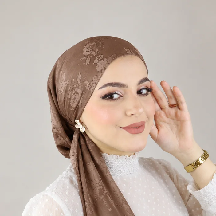 Turban Féminité Multiway en Tulle Brodé