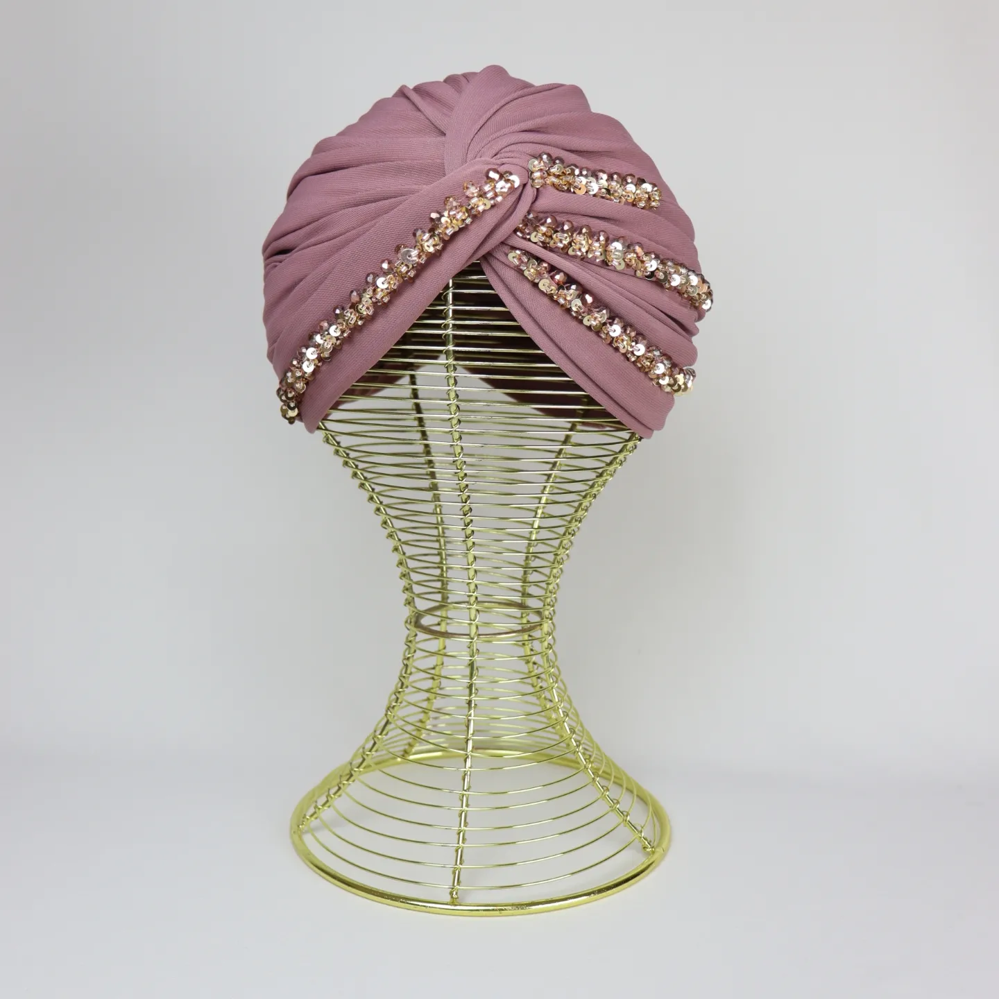 Turban de Soirée Perlé – Luxe & Élégance