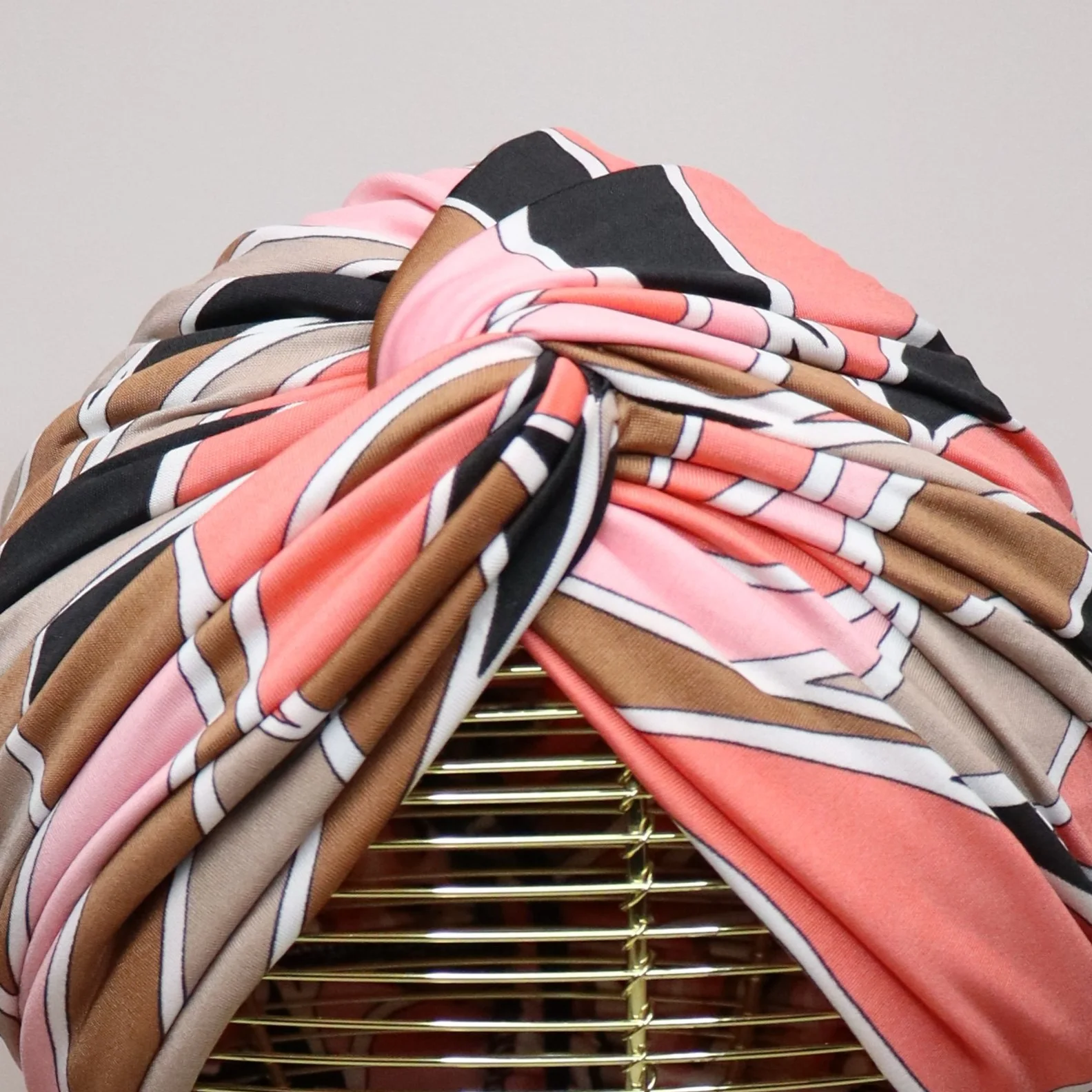 nude beige noir abstract