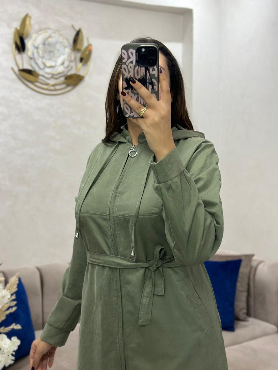 مونطو بالسنسلة بالحزام او بالجيب