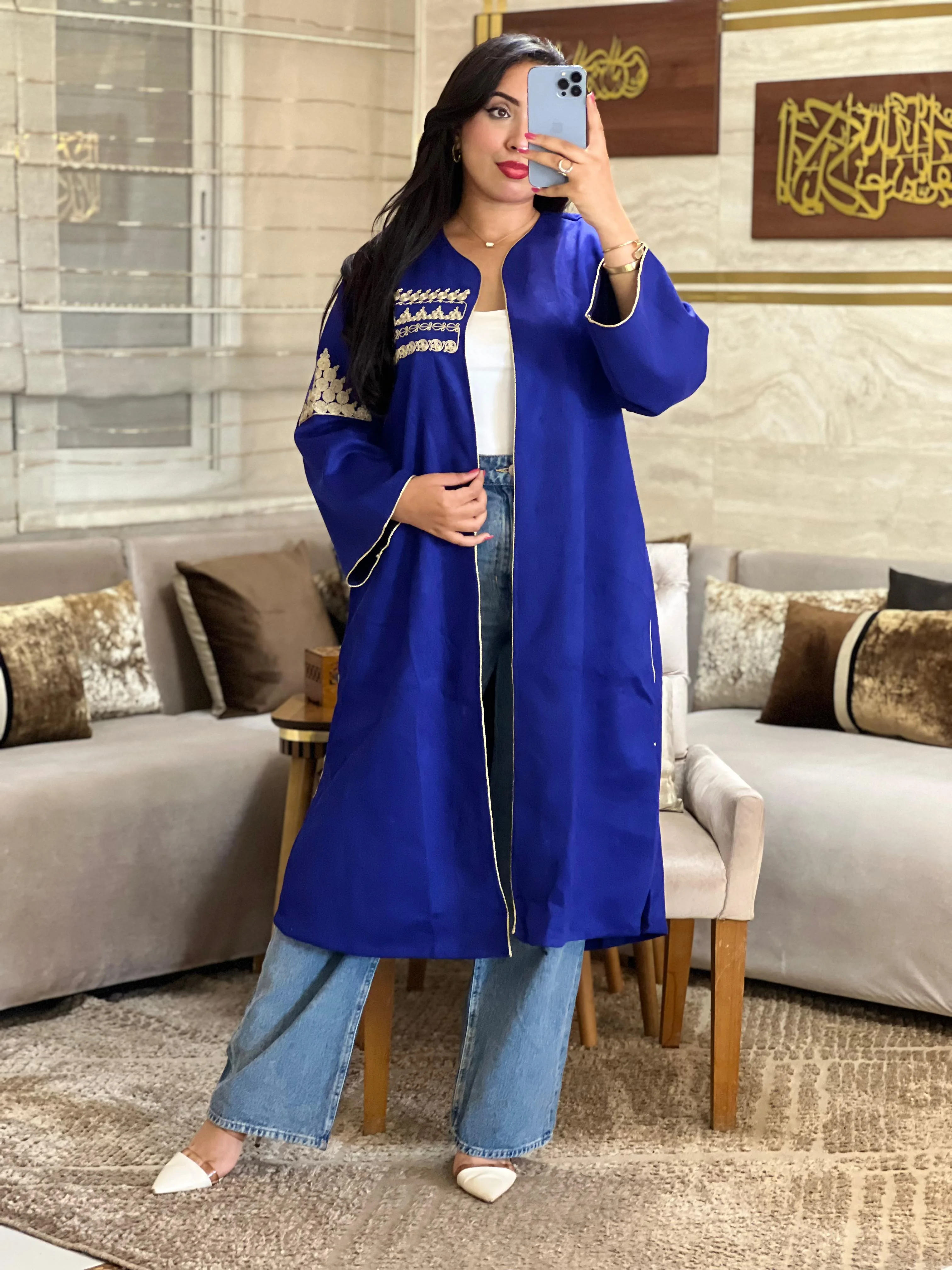 كيمونو تقليدي بالصم