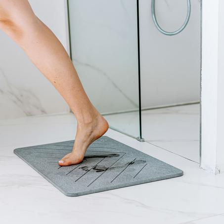 Tapis de Bain en Pierre Realion – L’Élégance Naturelle et l’Absorption Instantanée