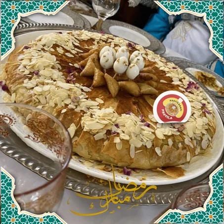 PASTILLA POULET AMANDE (FAMILLE)