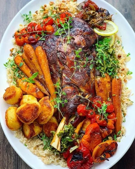 Épaule d’agneau rôti au four كتف مشوي (FAMILLE)