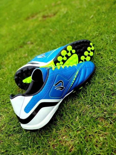 Redone Athletic Shoe