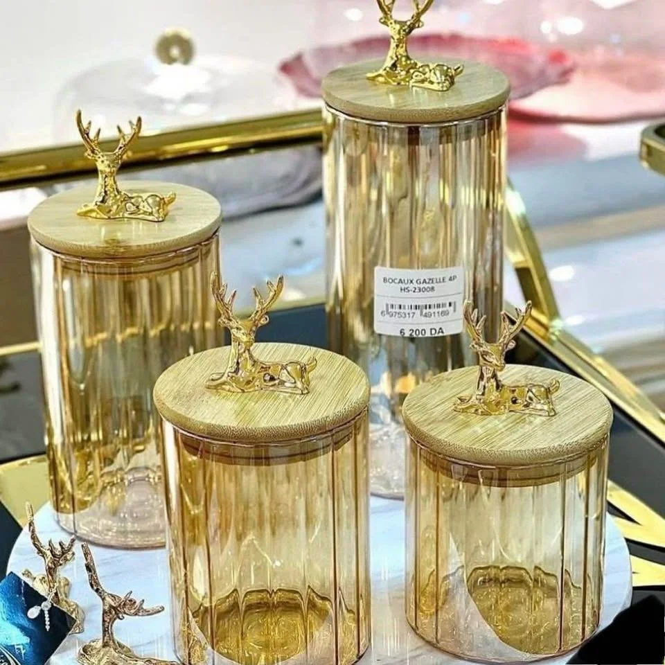 علب تخزين أنيقة للمكسرات أو القهوة – لمسة فنية في كل زاوية