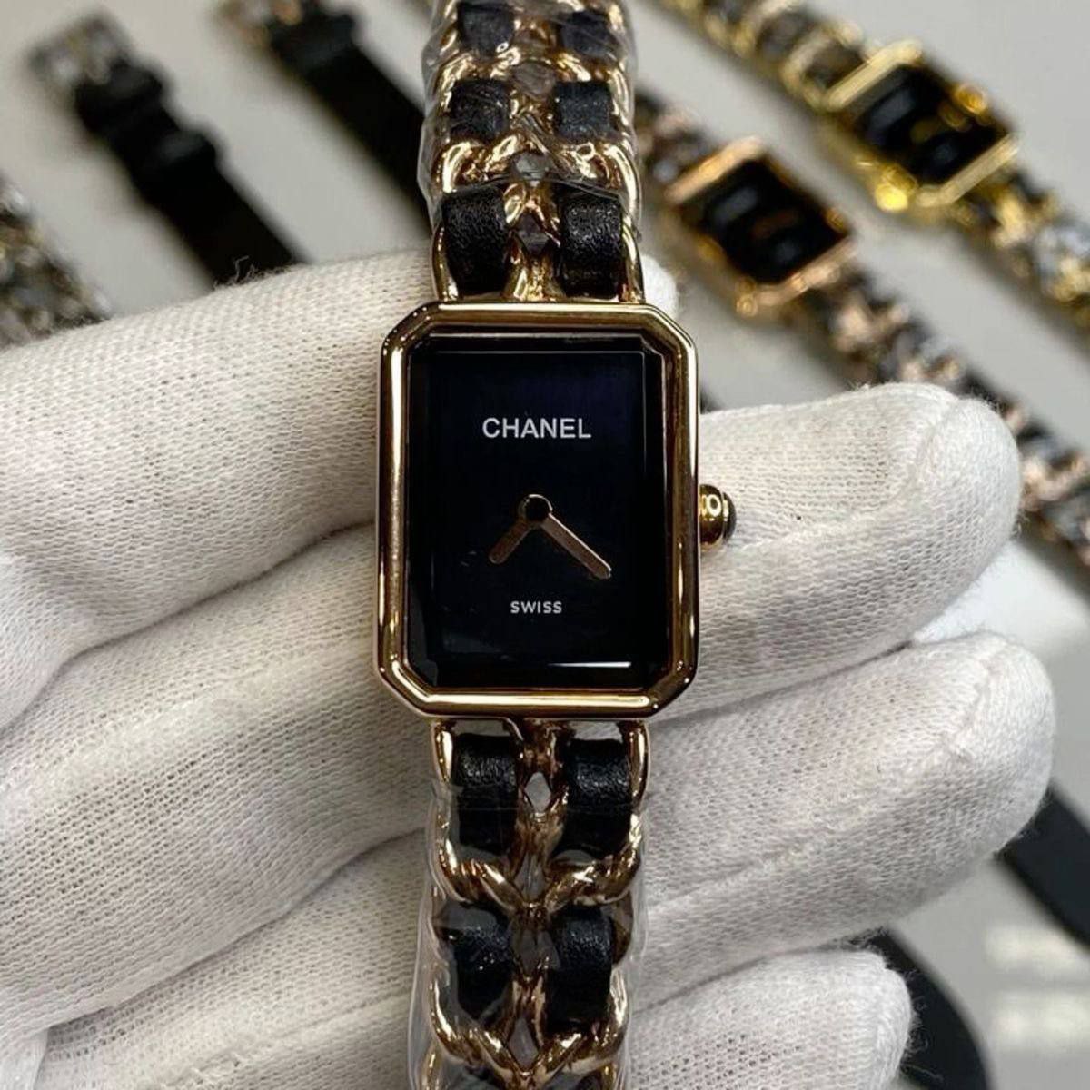 ساعات Chaannel للنساء