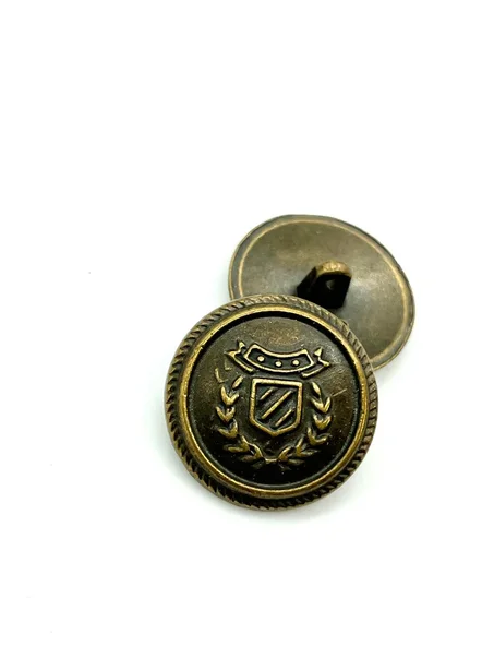 زر نحاسي على طراز السترة