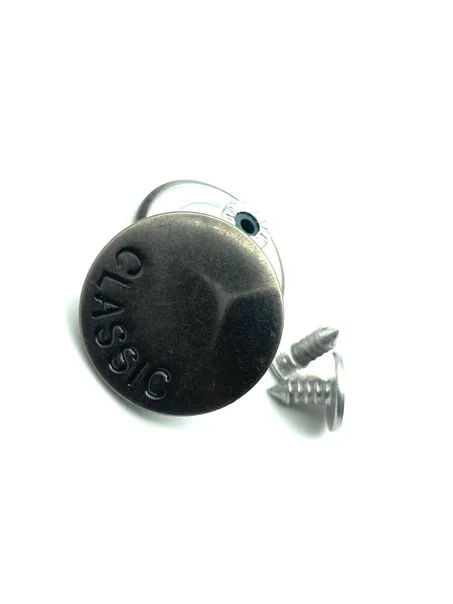 زر جينز معدني، من نوع البرشام مزين بنقش "CLASSIC"