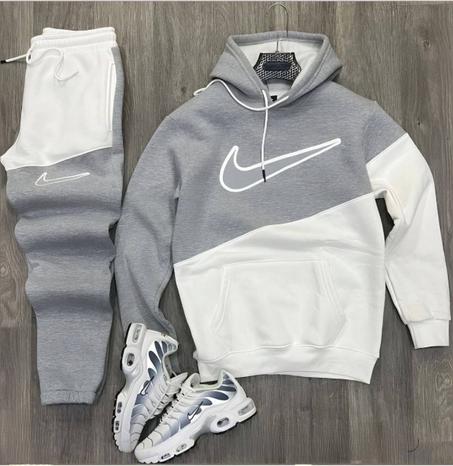 ENSEMBLE  NIKE CHEHTA  ⭐⭐⭐⭐⭐