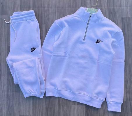 ENSEMBLE NIKE OVER ⭐⭐⭐⭐⭐