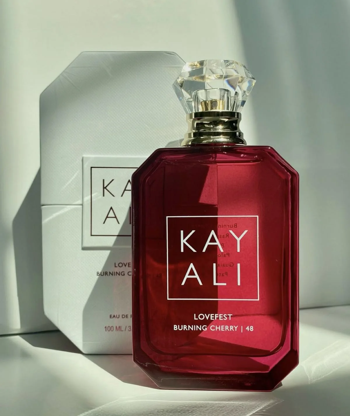 KAYALI Burning cherry
