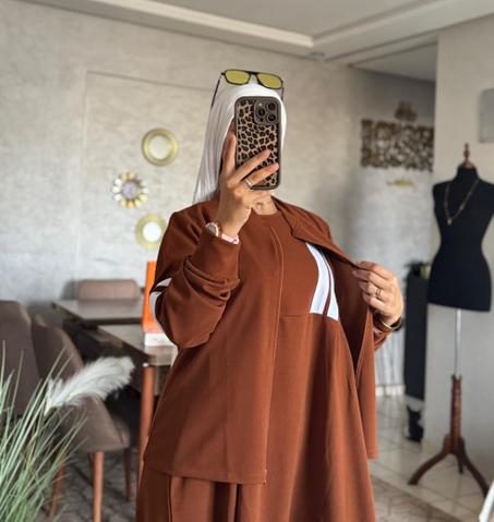 كسوة كلوش مع فيست ديالها كتجي واسعة عريضة و مريحة فى اللبسة ثوب : كريب سكوبا الممتاز طوب