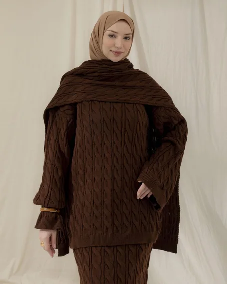 Ensemble 3 pièces: Robe longue • Tunique • Cape