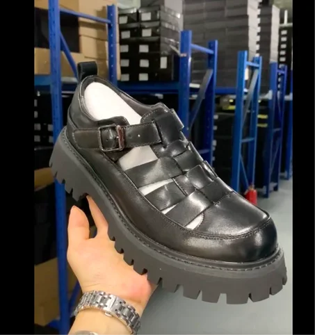 Sandale Hybride Urbaine Ultra-Robuste à Semelle Crantée