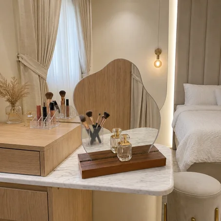 Miroir Organique en Bois
