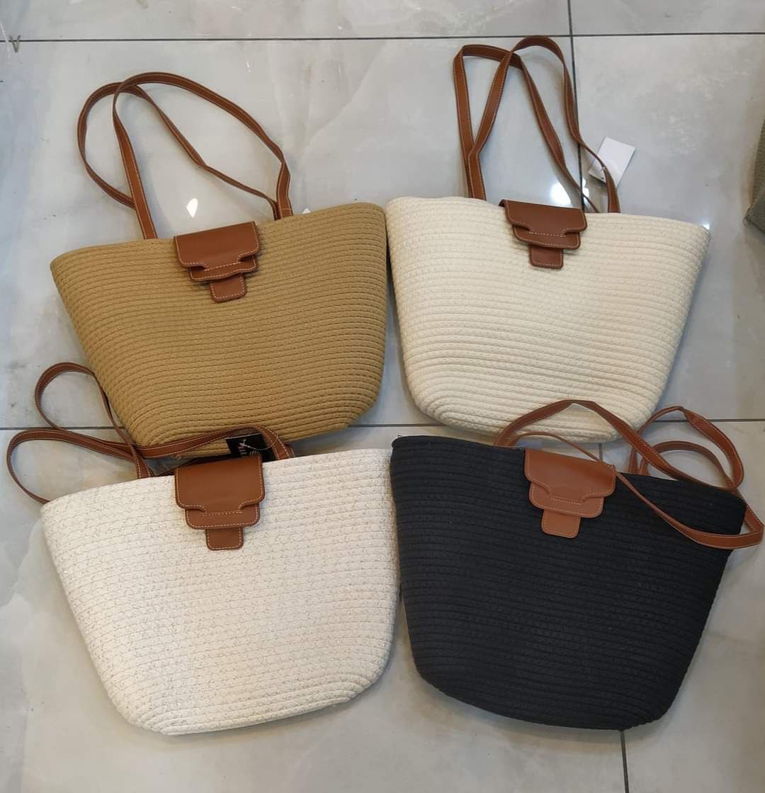 stores/93278a8bedbc7ae7769f370ba5560cfe/products/sgLA7i39zj2Mppq5aSWO4yBxu2pK1J28kZ1vmwsK.jpeg