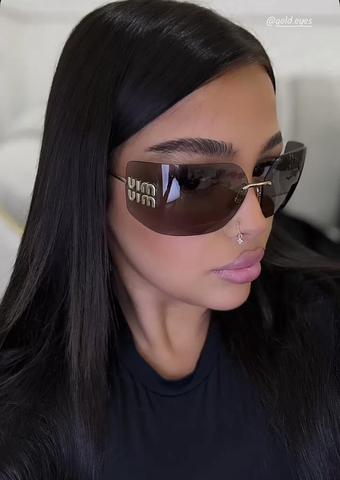 نظّارات Miu Miu الشمسية الشهيرة – جودة مثالية وتوصيل فابور!