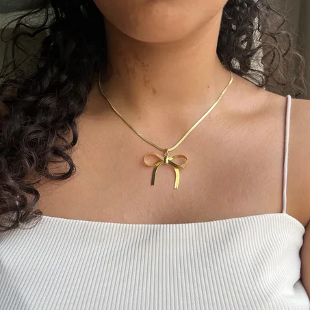 le coller ''coquette''