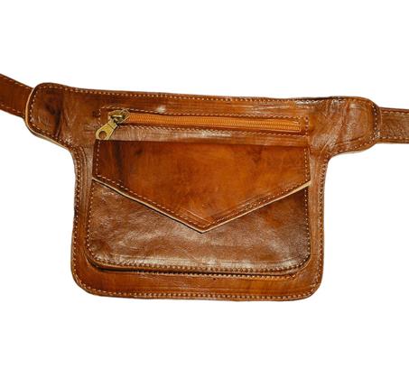pochette cuir Carré
