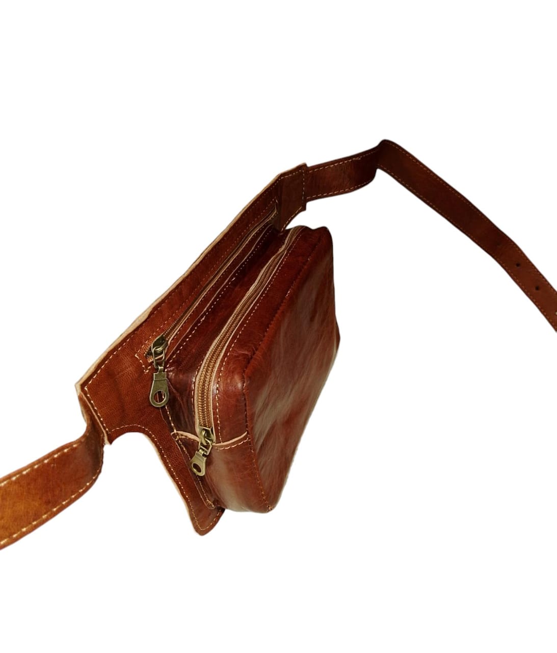 حقيبة الجلدية pouchet