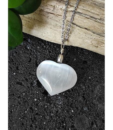 PENDENTIF EN SELENITE (cœur)