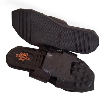 صندل اسود مريح من الجلد الطبيعي 2024