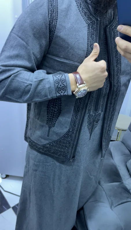 قميص سوري قطعتين