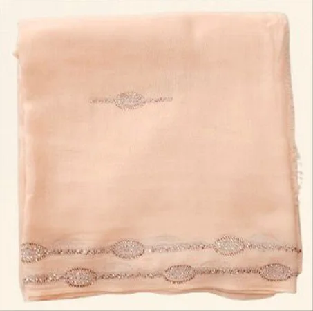 حجاب شيفون  المرصع بلاحجار و الستراس  شيك و جذاب و ثابت