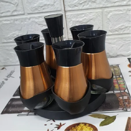 Boites épices formée de 6 pièces