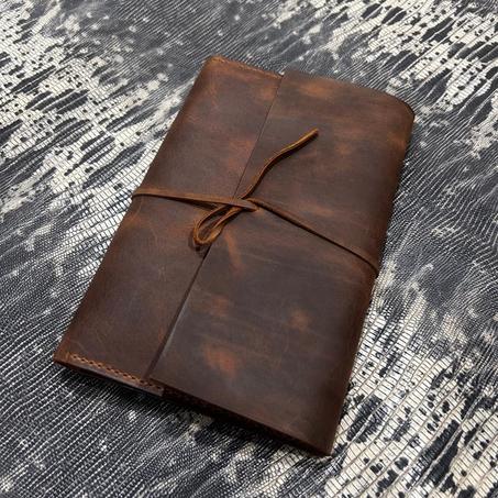 غلاف دفتر ملاحظات جلدي يدوي الصنع بحجم A5