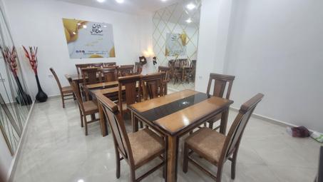 طاولات طعام