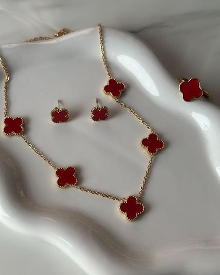 Trèfle Grenat- !Sans bracelet!