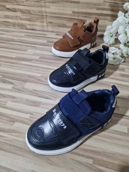 👟 أناقة الصغار تبدأ من الخطوة الأولى ✨